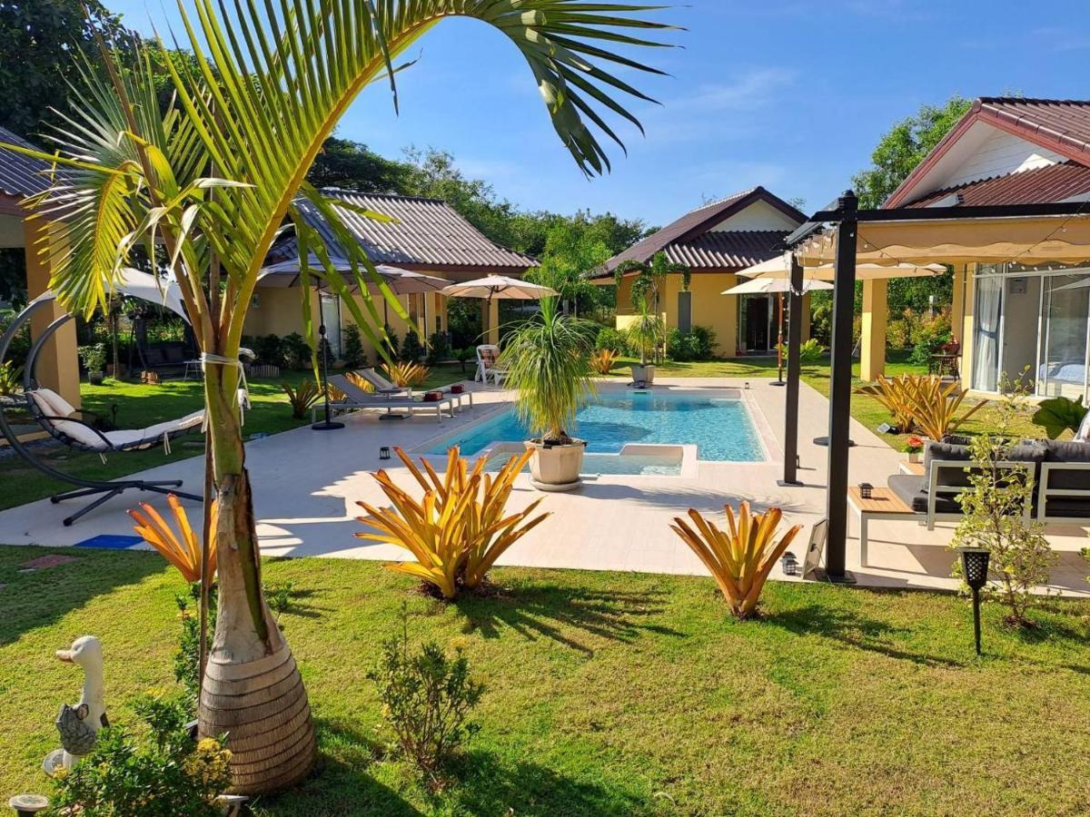 Ban Chamrung Pool Villa, Resort, Mae Ramphueng Beach, Ban Phe, Rayong, Residence M Thailand (Adults Only) מראה חיצוני תמונה