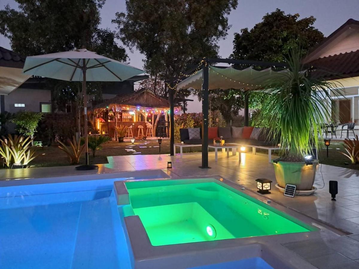 Ban Chamrung Pool Villa, Resort, Mae Ramphueng Beach, Ban Phe, Rayong, Residence M Thailand (Adults Only) מראה חיצוני תמונה
