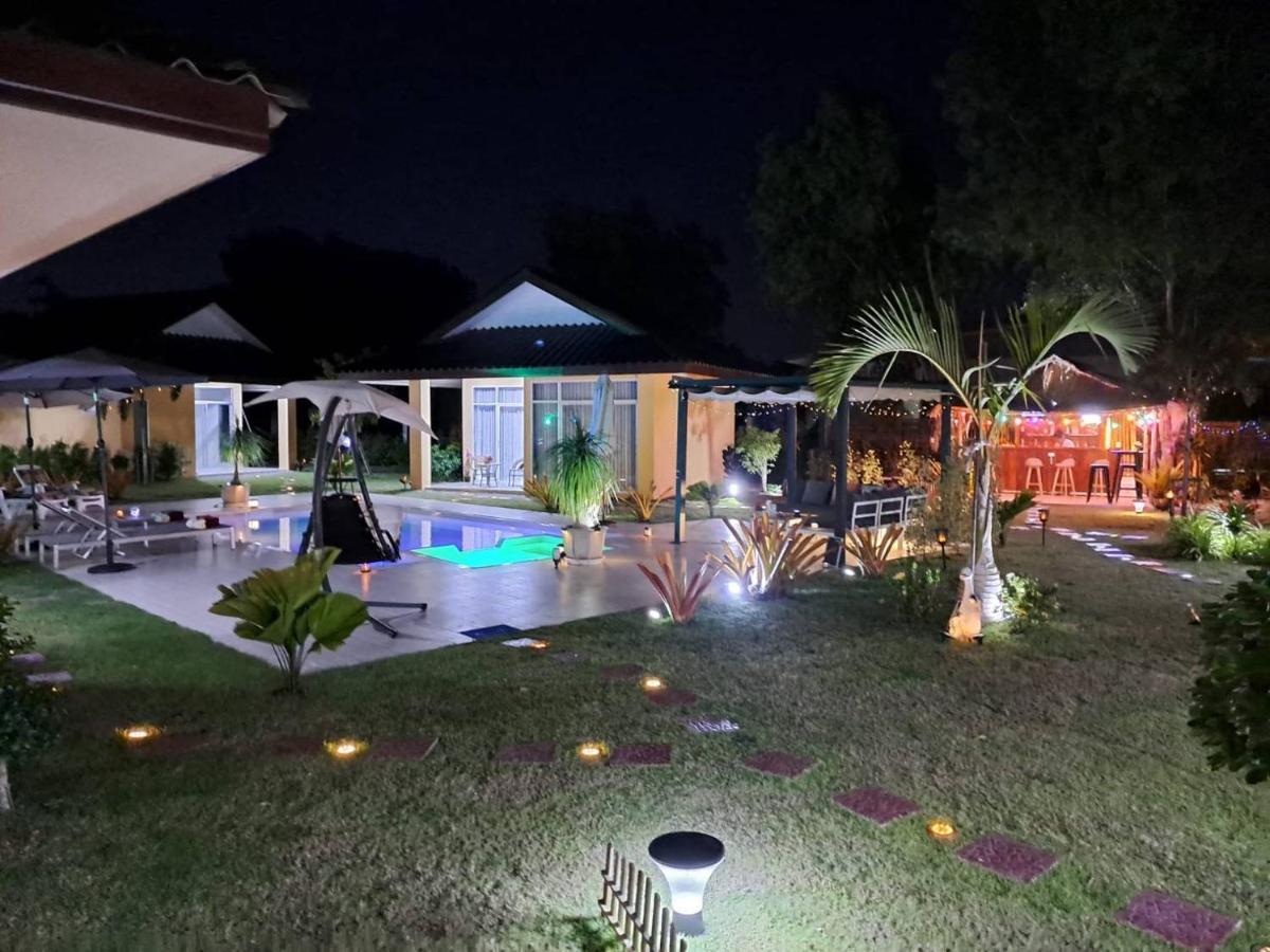 Ban Chamrung Pool Villa, Resort, Mae Ramphueng Beach, Ban Phe, Rayong, Residence M Thailand (Adults Only) מראה חיצוני תמונה