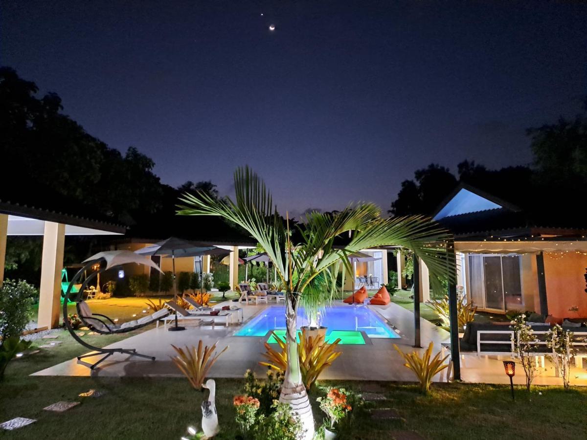 Ban Chamrung Pool Villa, Resort, Mae Ramphueng Beach, Ban Phe, Rayong, Residence M Thailand (Adults Only) מראה חיצוני תמונה