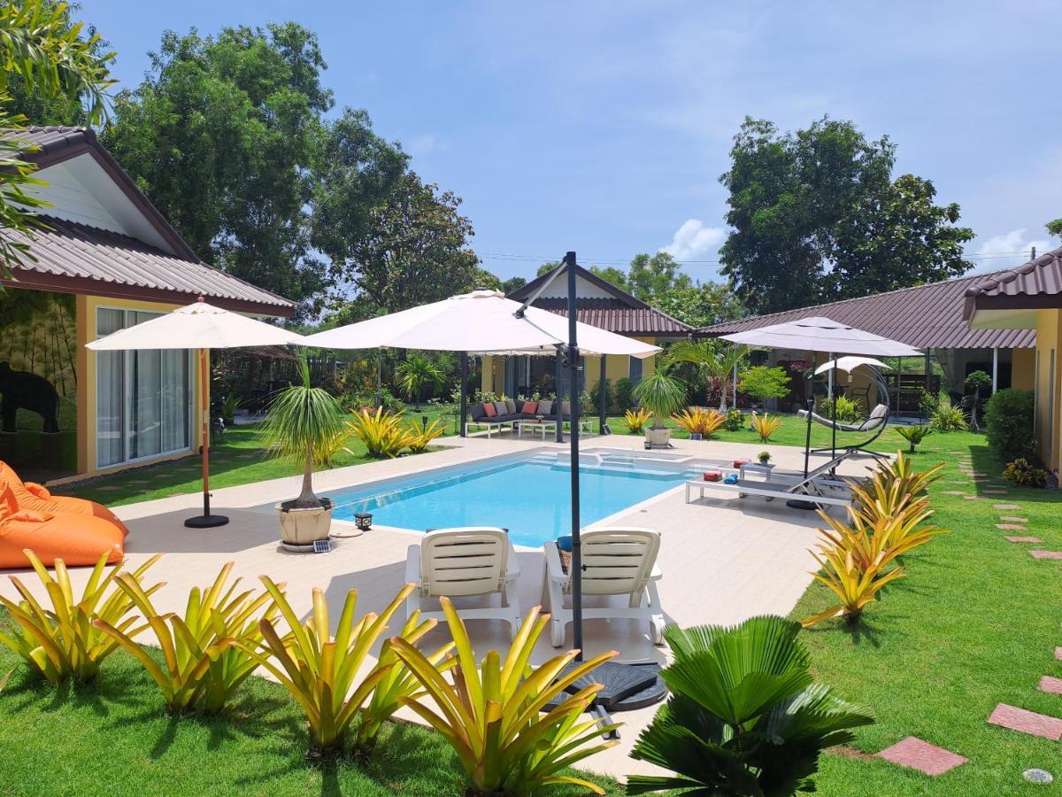 Ban Chamrung Pool Villa, Resort, Mae Ramphueng Beach, Ban Phe, Rayong, Residence M Thailand (Adults Only) מראה חיצוני תמונה