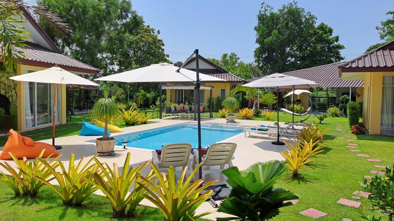 Ban Chamrung Pool Villa, Resort, Mae Ramphueng Beach, Ban Phe, Rayong, Residence M Thailand (Adults Only) מראה חיצוני תמונה